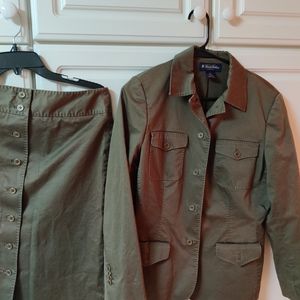 Brooks Brothers women skirt suit